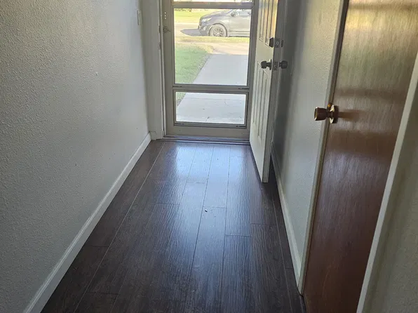 1318 La Paloma St, Amarillo, TX 79106