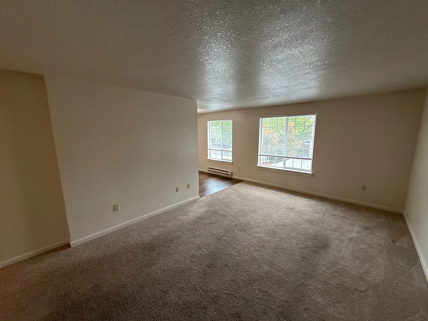 2 bed, 1.0 bath, 850 sqft, $1,445 — Photo 3