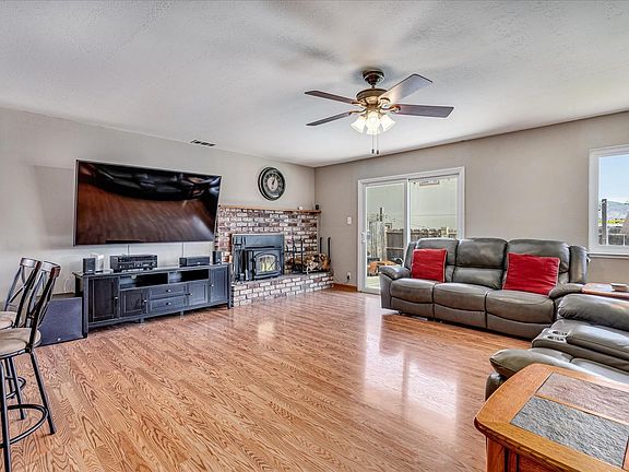 4th image of 2736 Beard Road