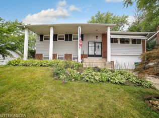 21W112 Briarcliff Rd, Lombard, IL 60148