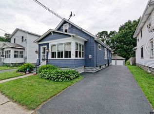 1916 Broad St, Schenectady, NY 12306