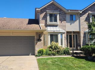 3836 Alderdale Dr, Sterling Heights, MI