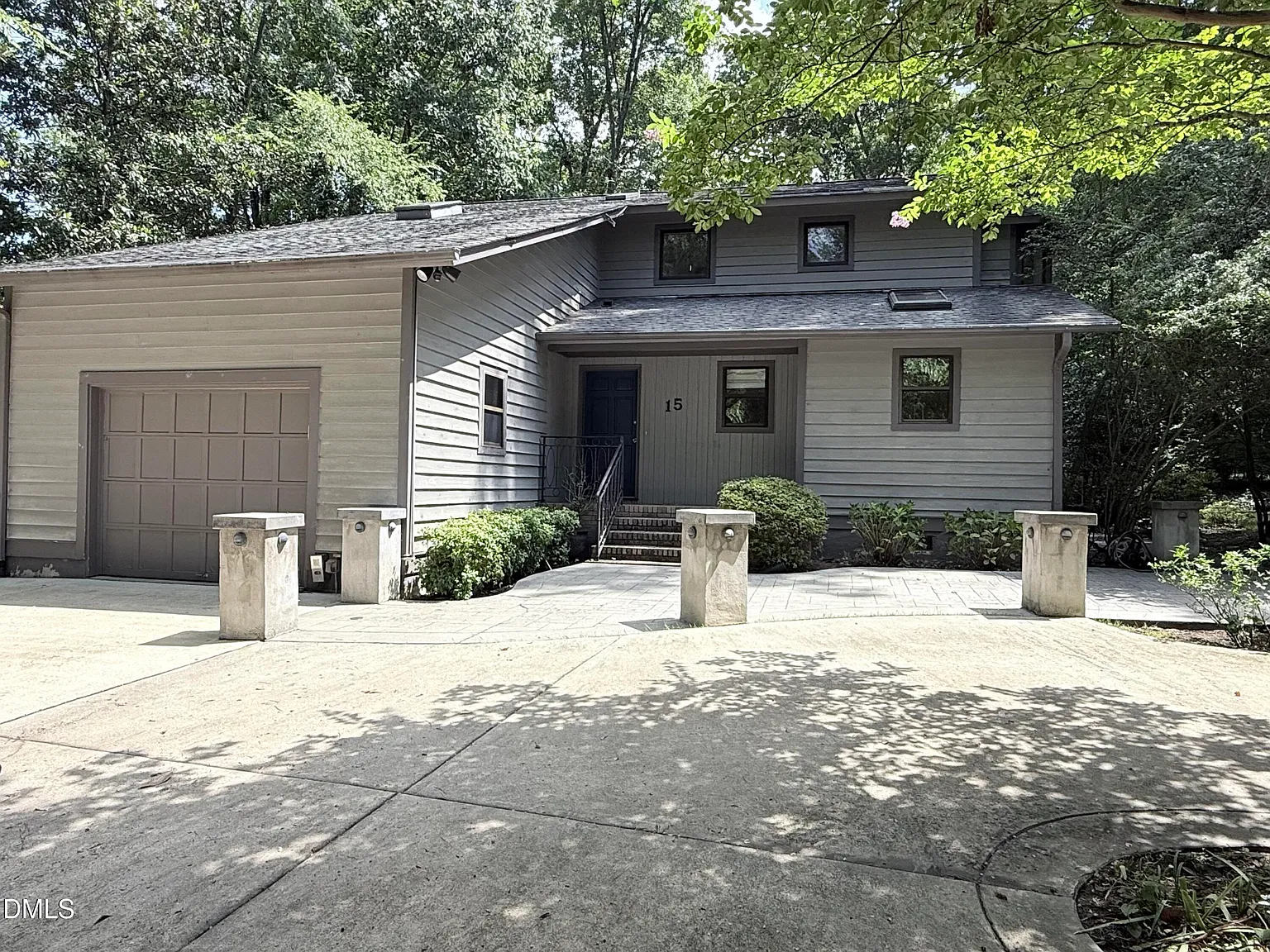 3 bed, 3.5 bath, 2600 sqft, $2,900 — Photo 3