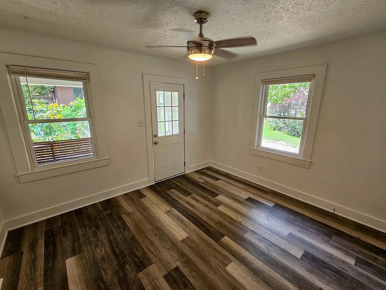 1 bed, 635 sqft, $1,500 — Photo 2