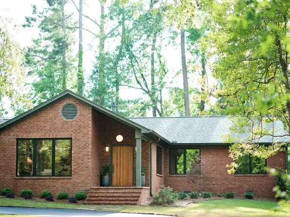 207 McLaurin Dr, Oxford, MS 38655