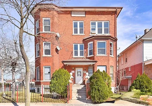706 Marentette Ave #1 Photo 1