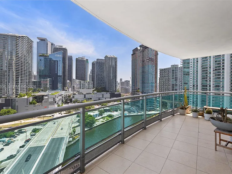 350 S Miami Ave #2102 — Photo 32