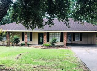 111 Polly Ln, Lafayette, LA 70508