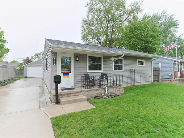 1241 Pyle Ave, South Bend, IN 46615