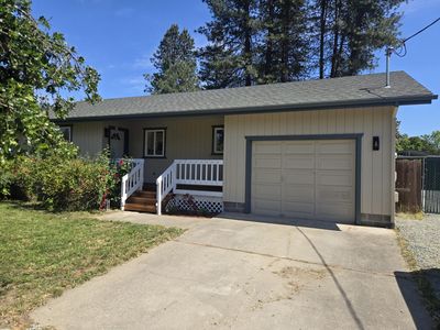 123 Laubach Ln, Grants Pass, OR, 97526