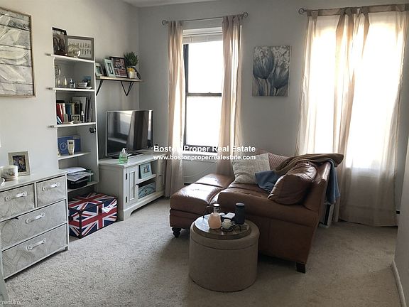 177 Saint Botolph St. #11 Boston - Back Bay Unit Photo 1