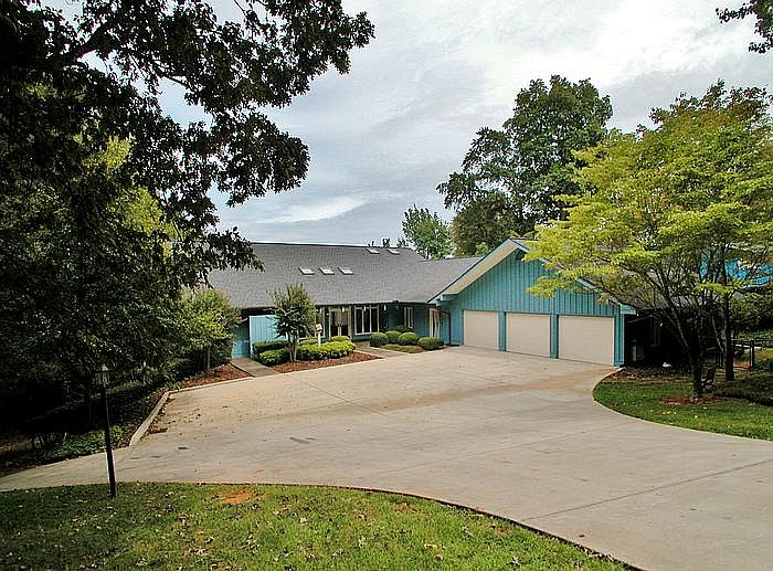 1st image of 2164 Elysian Cir