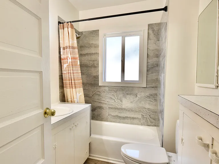 5841 NE 18th Ave — Photo 31