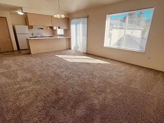 2nd image of 3052 Sheraton Ct #A-d