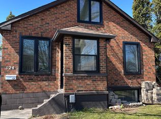 124 Sandown Ave, Toronto, ON M1N 3W7