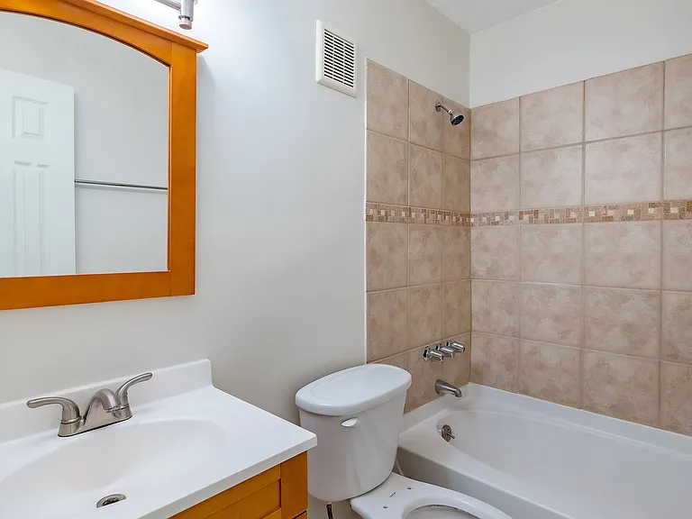 19 Pickering Ct #1 — Photo 29