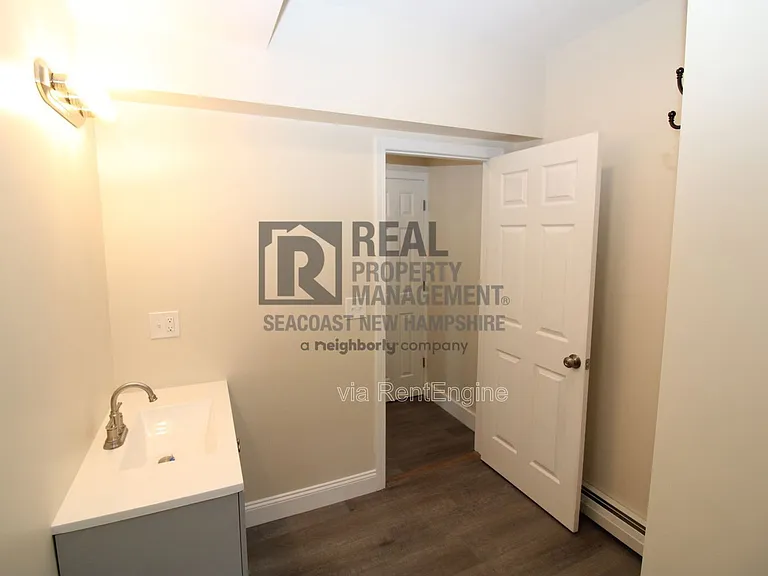 14 Charles St — Photo 11