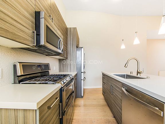 2nd image of 949 Fell St APT 10