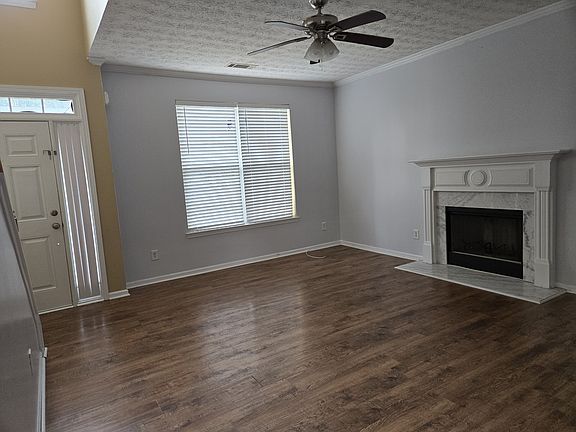 3rd image of 2734 Plennie Ln