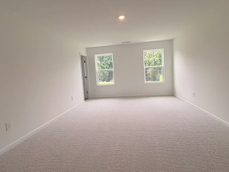 248 Snowfield Dr — Photo 9