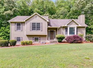 766 Nottingham Dr, Douglasville, GA 30134