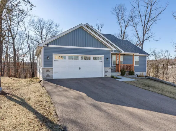1179 Riverwoods Dr, Desloge, MO 63628