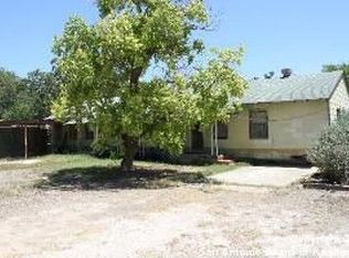 12140 Robert Glenn, San Antonio, TX 78252