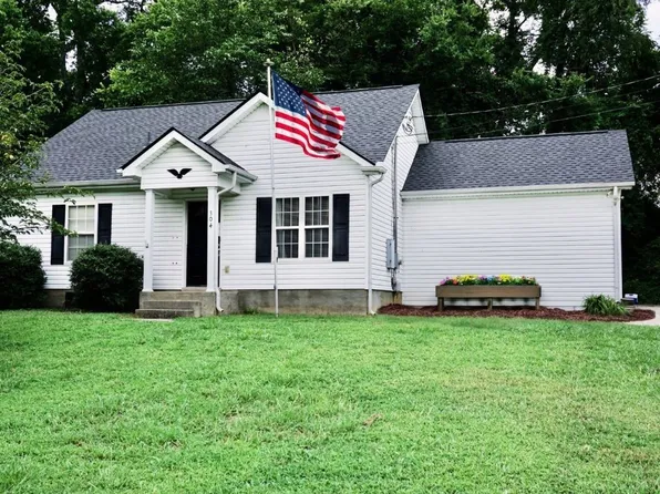 304 Crescent Ave, Smyrna, TN 37167