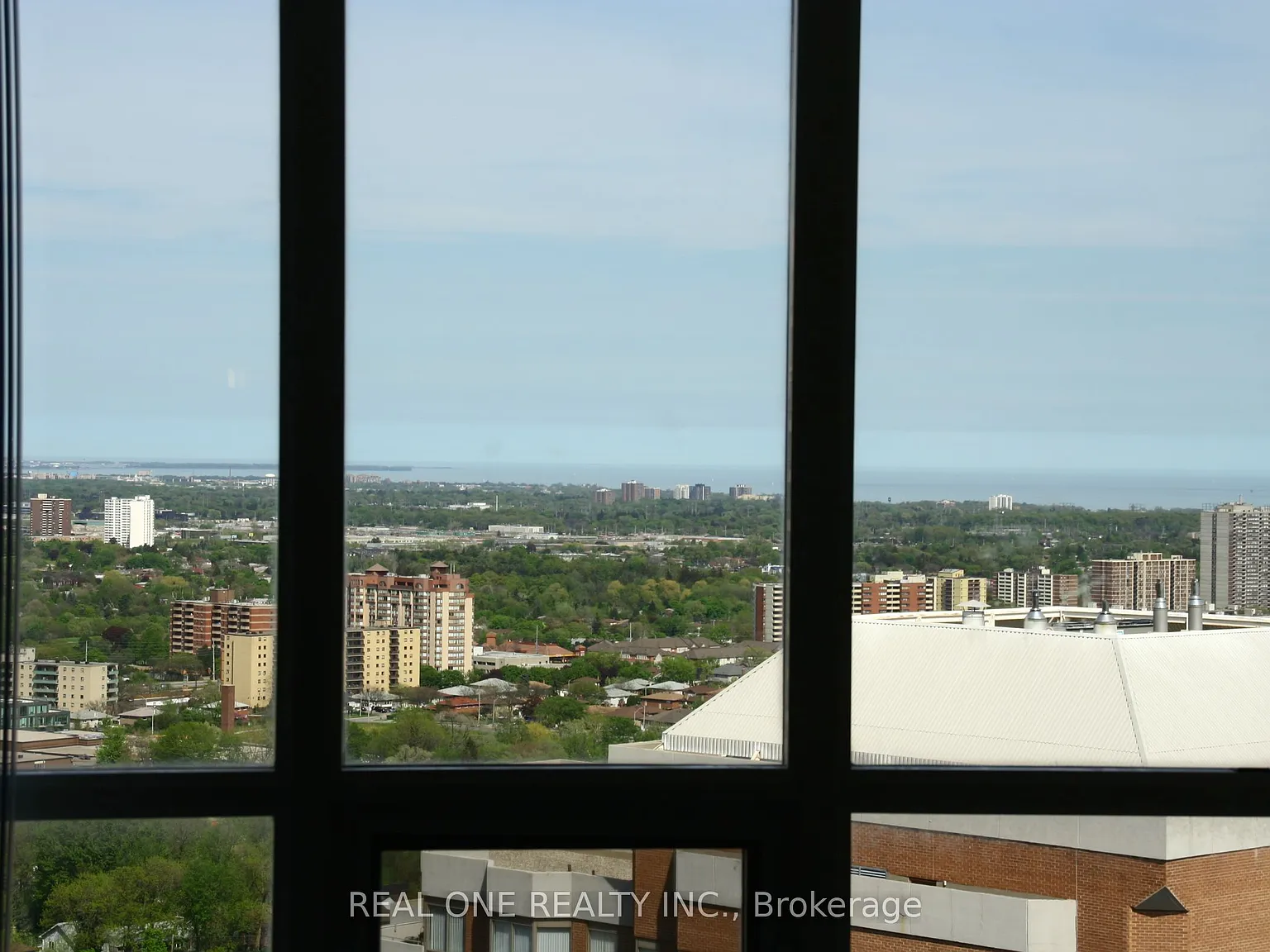 2 bed, $2,600 — Photo 4