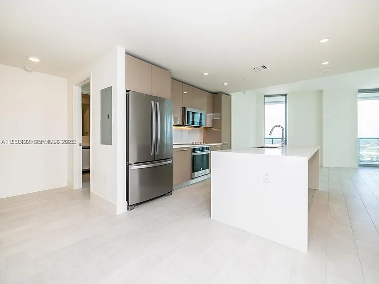 2000 Metropica Way #2509 — Photo 5