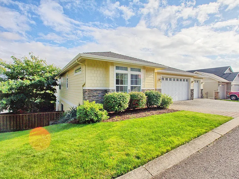 360 N Stonegate Dr — Photo 23