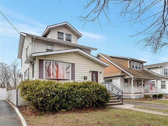 2nd image of 109 Smallwood Ave