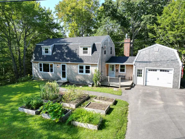 59 Acadia Drive, Rockland, ME 04841