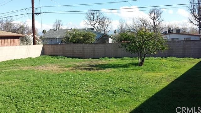 2nd image of 6532 Longridge Ave
