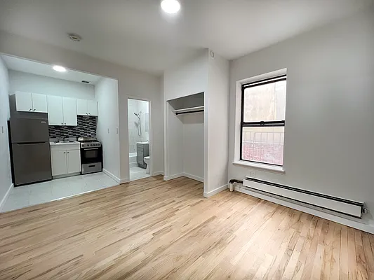 Rented by Hirsch Enterprises Incorporated | media 9