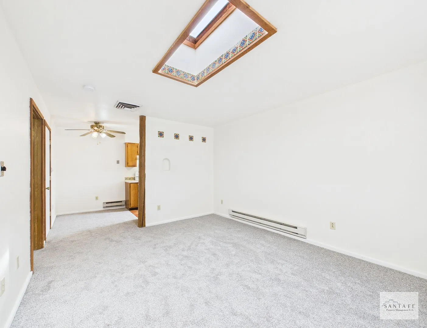Upstairs One Bedroom Facing West Available Now! — Photo 1