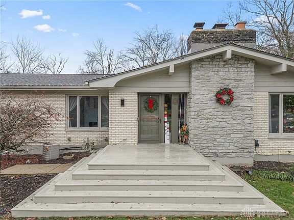 2nd image of 6506 Cedar Crest Trl