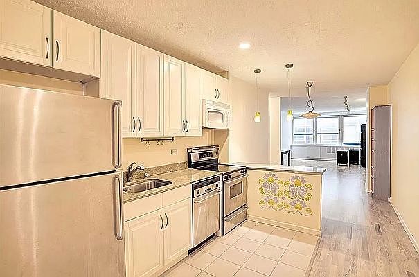 1st image of 130 Water St APT 6C