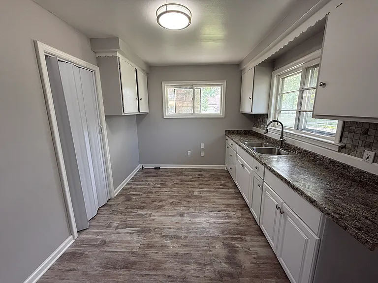 8251 Hudson Ave — Photo 7
