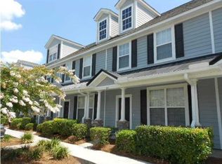 208 Hemingway Cir, Summerville, SC 29483