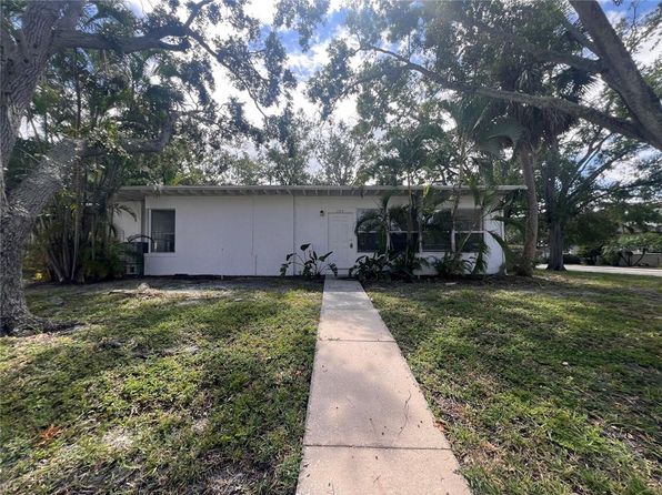 535 Monterey Blvd NE #2