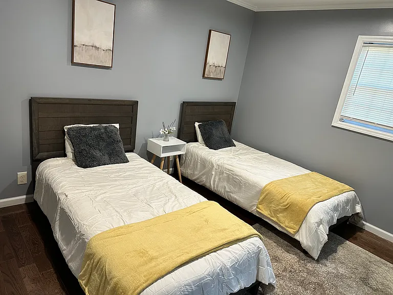 2580 Club Dr — Photo 8