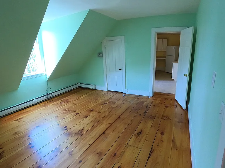 23 Roberts St #3 — Photo 12