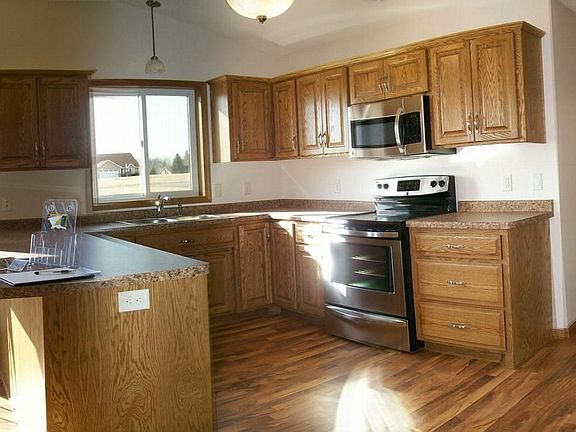 2nd image of 1803 Knottingham Dr