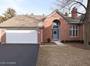 47 Thornhill Ct, Burr Ridge, IL 60527