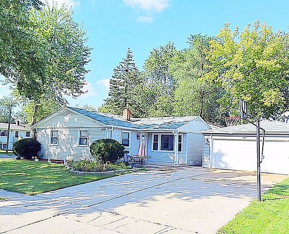 1st image of 1975 Bristol Ln