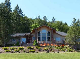 35893 Ellington Dr, Springfield, OR 97478