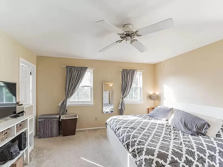 15 Coventry Ln — Photo 10