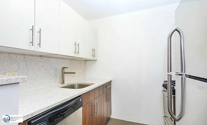 Rented by Metropolitan Property Group | media 34