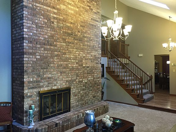 4th image of 2745 Cricket Woods Dr